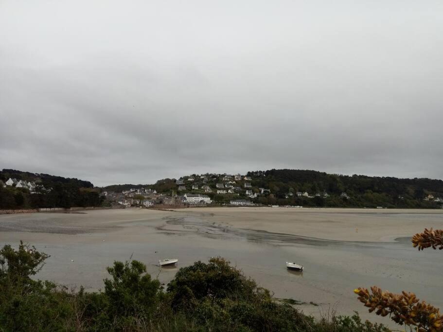 Appartement A 50M De La Plage Saint-Michel-en-Grève 외부 사진